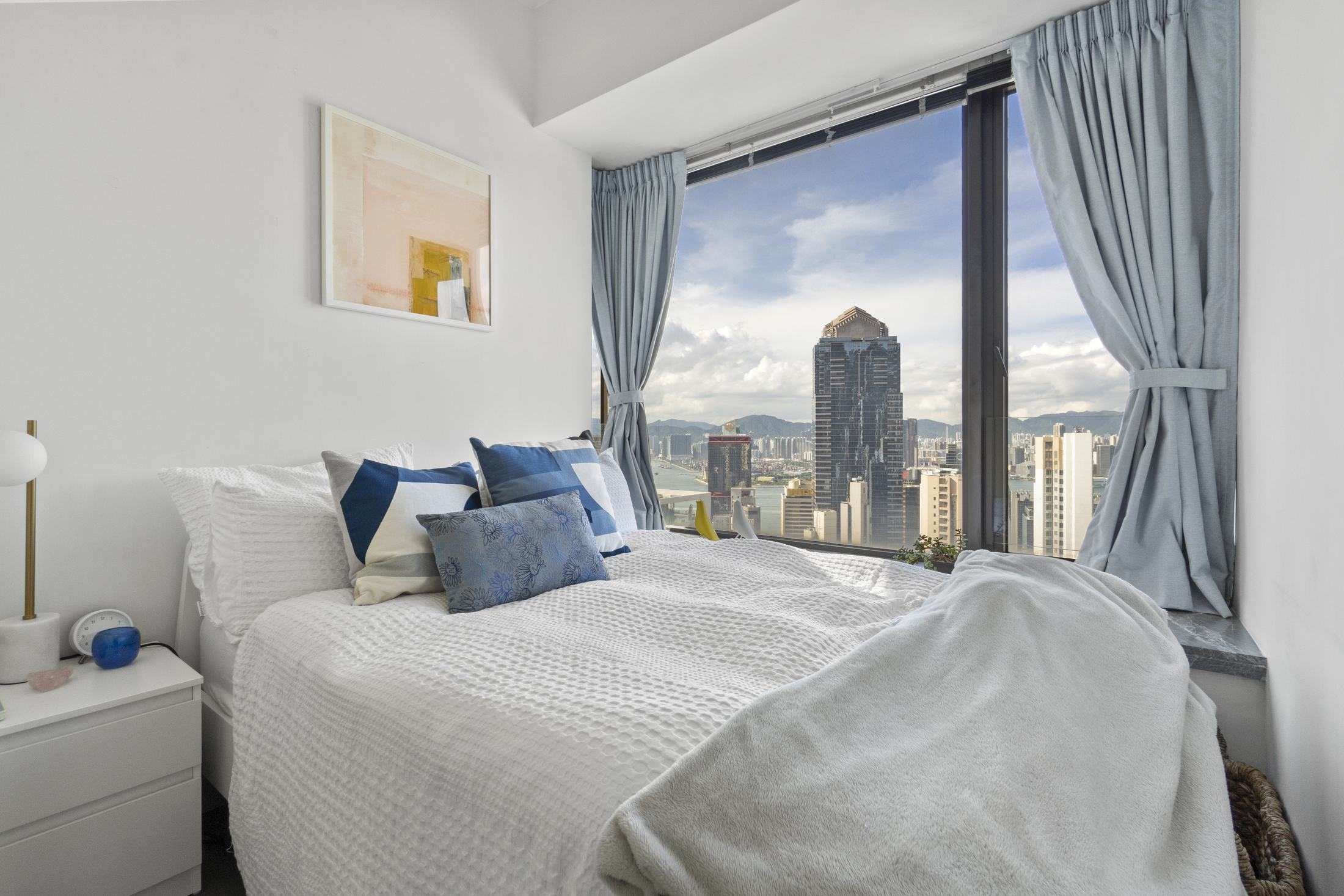 Bedroom — HDR example
